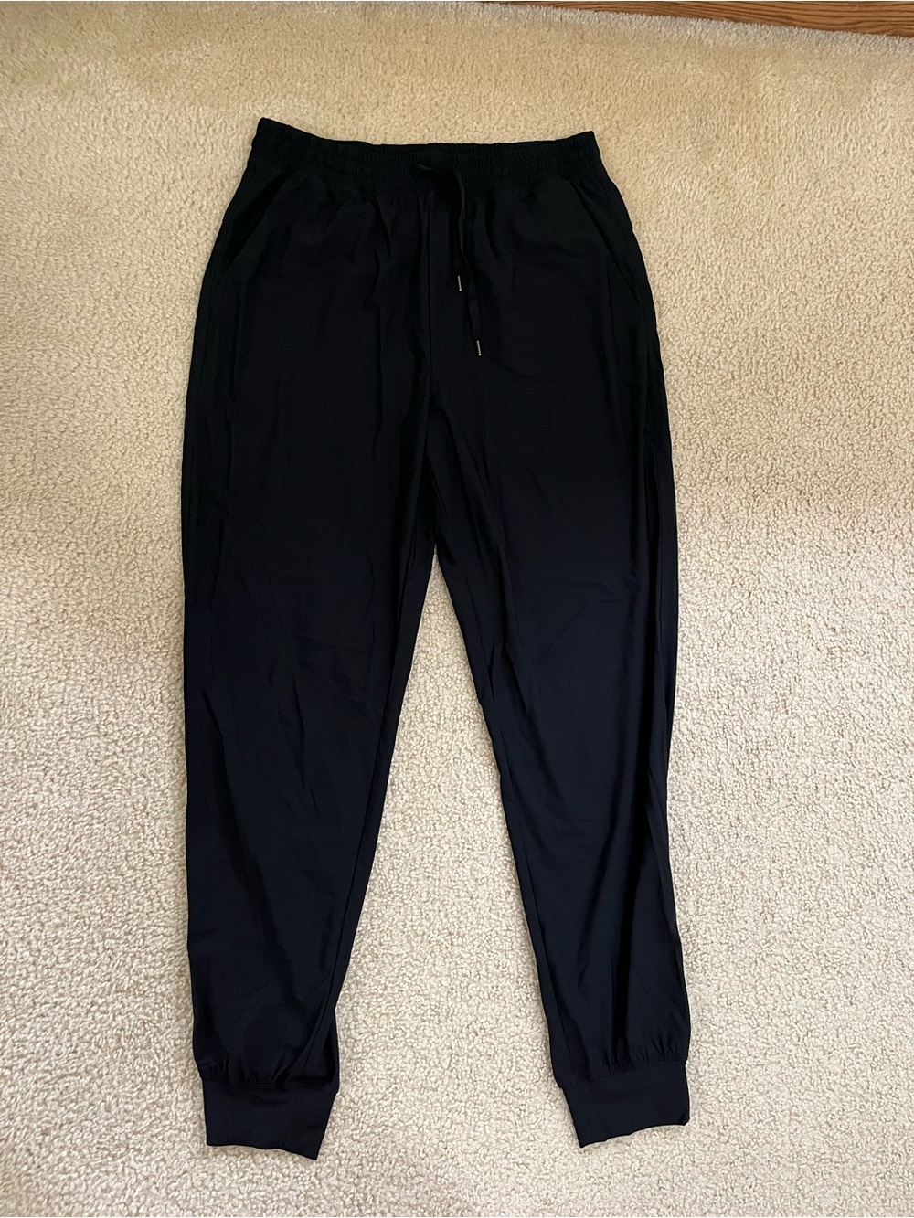 Old Navy Active Sleek Tech High Waisted Go Dry Joggers - Black - Medium Tall